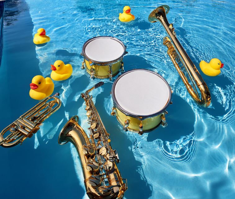 Sommerpause 2024 Instrumente im Pool